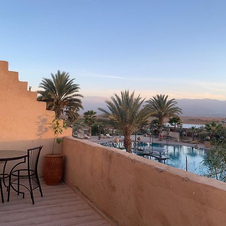 Les Jardins D Amizmiz 6 Piscines Bed & Breakfast Wawizelte Dış mekan fotoğraf
