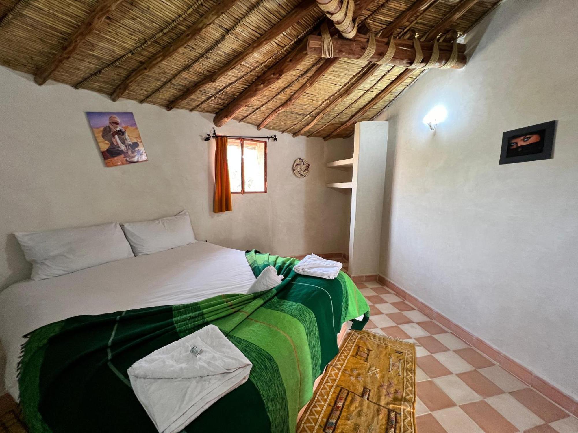 Les Jardins D Amizmiz 6 Piscines Bed & Breakfast Wawizelte Dış mekan fotoğraf