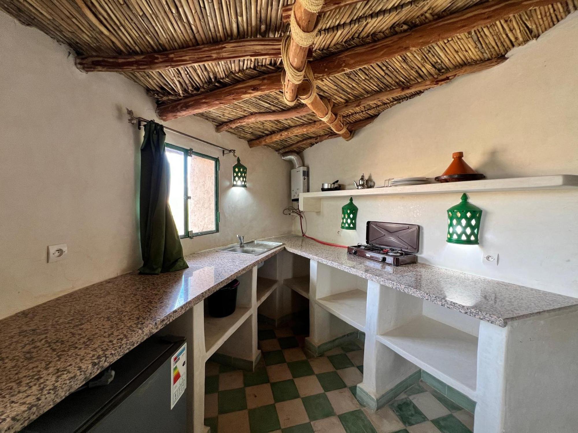 Les Jardins D Amizmiz 6 Piscines Bed & Breakfast Wawizelte Dış mekan fotoğraf