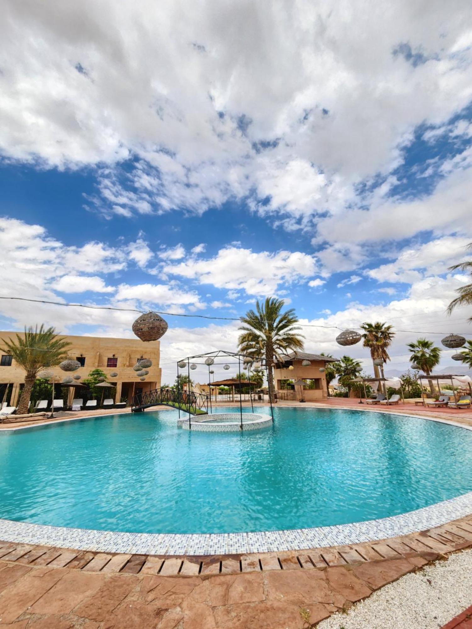 Les Jardins D Amizmiz 6 Piscines Bed & Breakfast Wawizelte Dış mekan fotoğraf